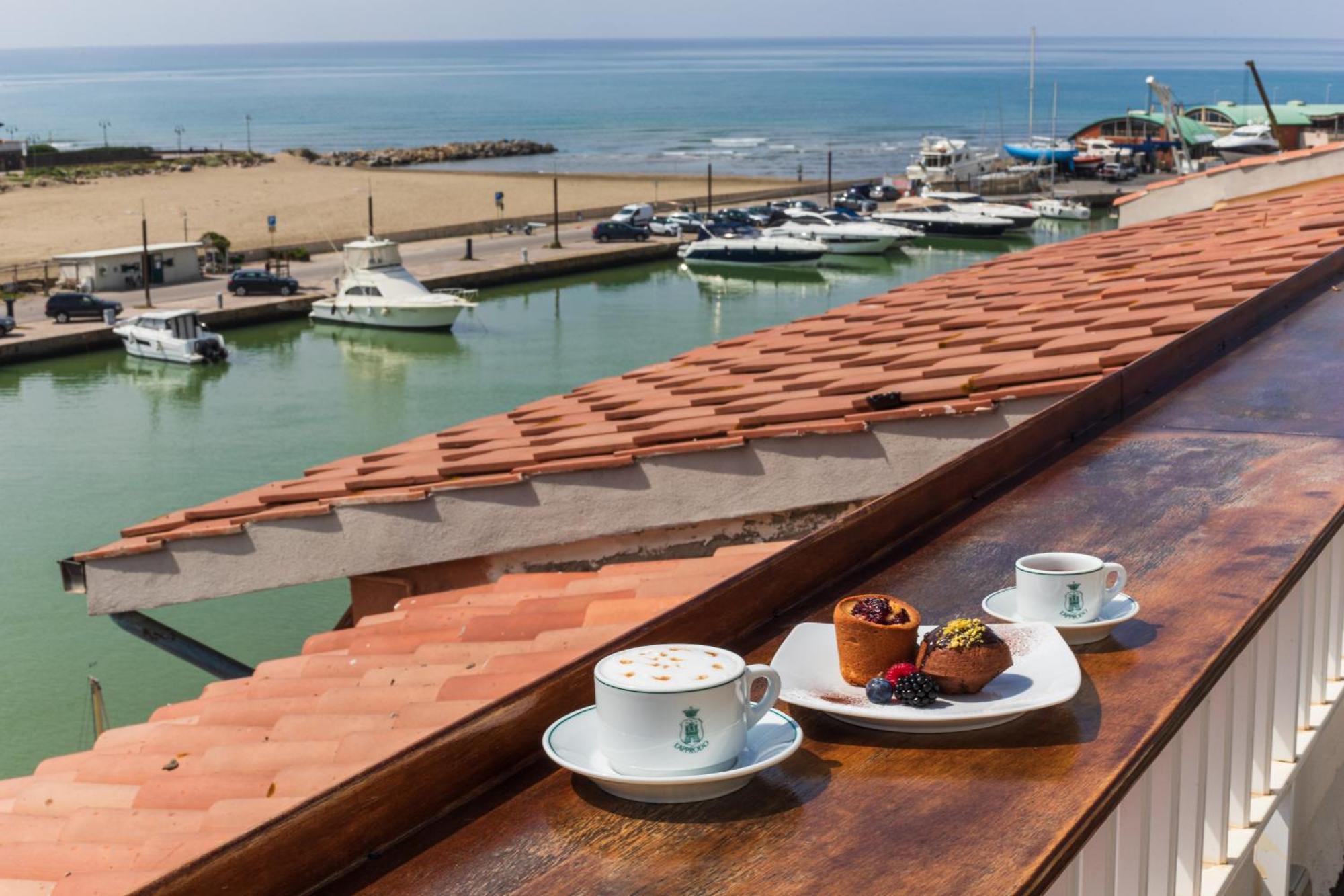 Hotel L'Approdo Castiglione della Pescaia Exterior photo